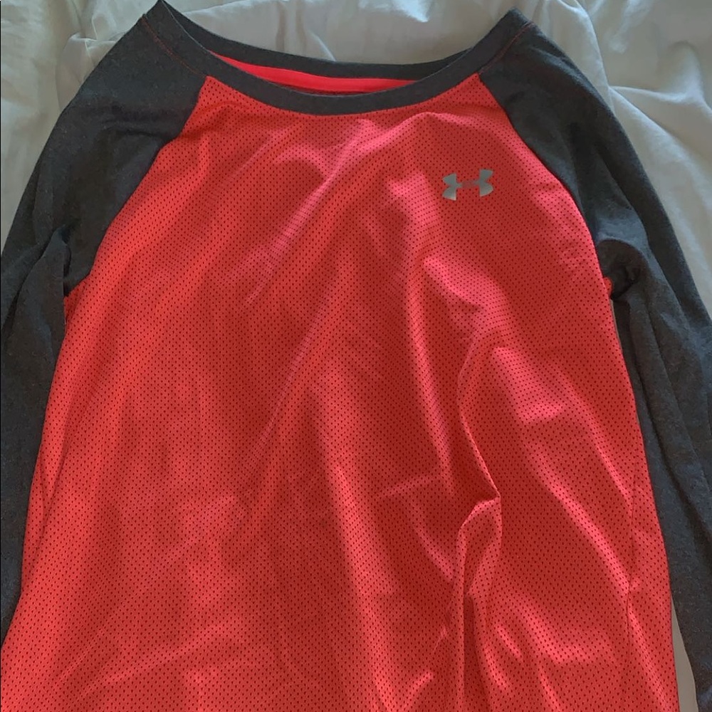 an under armour long sleeve shirt